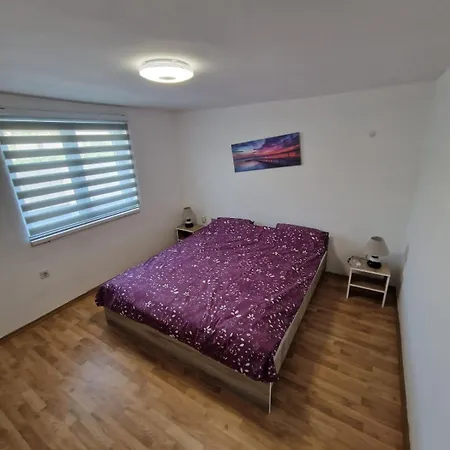 Holiday home Mia *